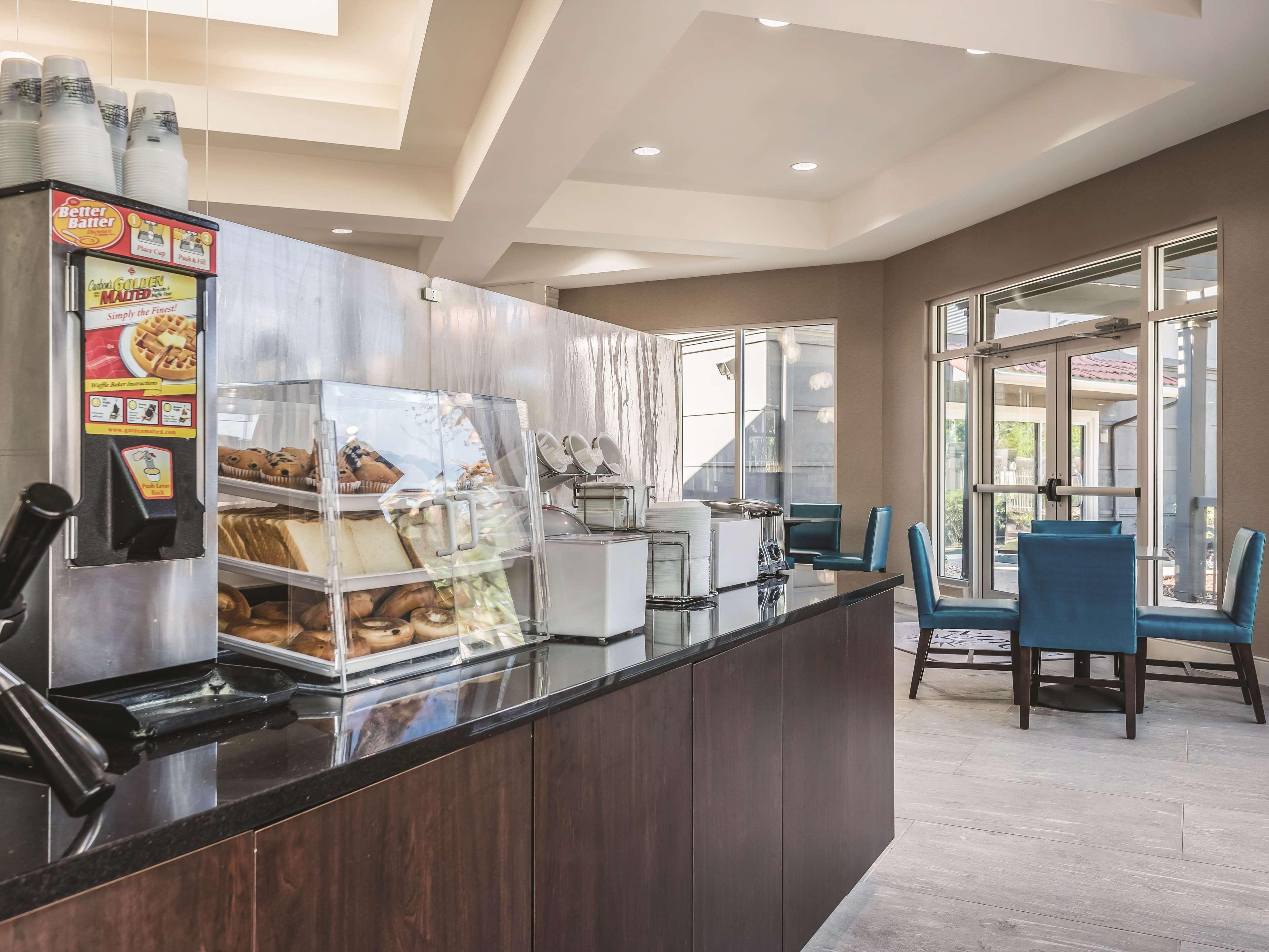 La Quinta By Wyndham Orlando Lake Mary Exterior foto